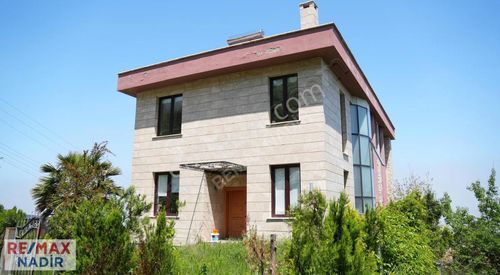 Konut-Villa
