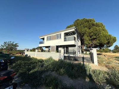 Konut-Villa