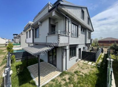 Konut-Villa