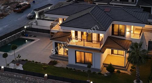 Konut-Villa