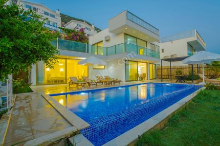 Konut-Villa