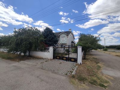 Konut-Villa