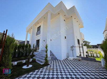 Konut-Villa