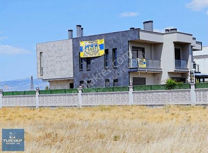 Konut-Villa