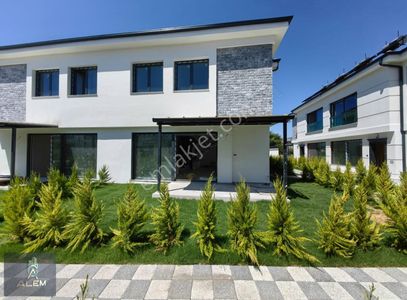 Konut-Villa