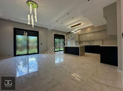 Konut-Villa