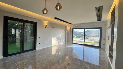 Konut-Villa