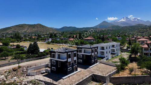 Konut-Villa