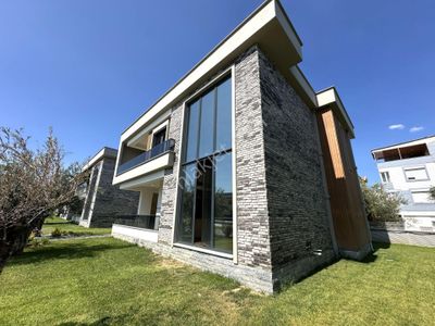 Konut-Villa