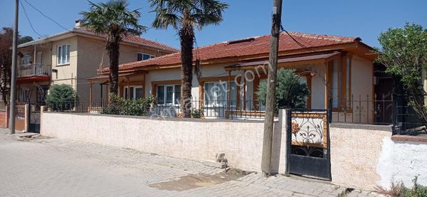 Bursa Yenişehir de 2tane 2+1 yanyana Satılık Bahçeli Müstakil Ev