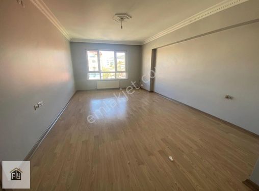 ÖNDER MAHALLESİNDE ASANSÖRLÜ EN ÜST KAT SATILIK DAİRE