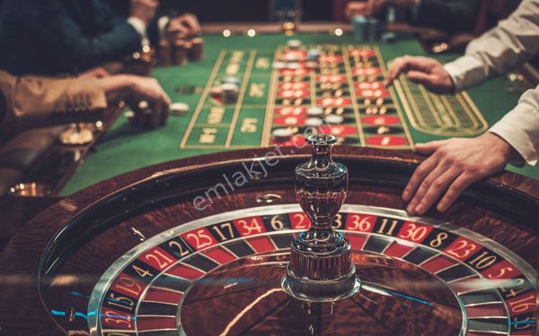  Kıbrıs Girne'de 550 Yataklı Casino Lisanslı Satılık Otel