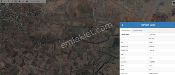  Kütahya'da Kadastral Yola 50 Adım Sahibinden 1338 mt2 Tek Tapu Tarla Vasıflı