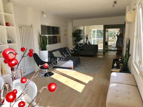  Beşiktaş Bebeköyde Modern Eşyalı 3+1 Kiralık Daire