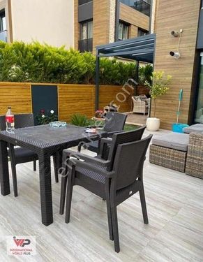 ZEKERİYAKÖYDE PARK VİLLARINDA LÜKS 6+1 KİRALIK VİLLA