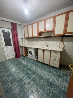 AKAYLAR’DAN 2+1 EŞYASIZ KİRALIK DAİRE
