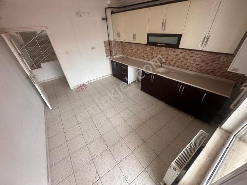  ANKARA ATAPARKTA MERKEZ DE ASANSÖRLÜ 6+1 ÇİFT BANYO ÇİFT TUVALET ACİLL