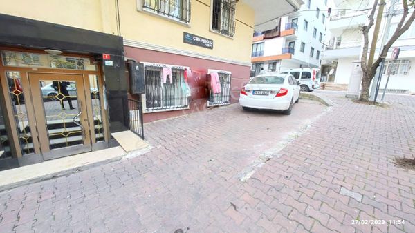  YILDIZ DAN METROBÜSE YAKIN YATIRIMLIK KÖŞE FERAH YATIRIMLIK GİRİŞ KAT 