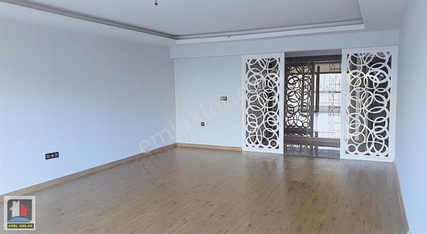 AREL'DEN BAĞLICA THREE LİFE RESİDANSTA 4+1 ASANSÖRLÜ KATTA DAİRE