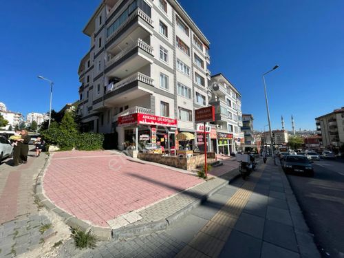  Dereboyu Caddesi Taşpınar AVM Karşısı Boş Yatırımlık Köşe Dükkan