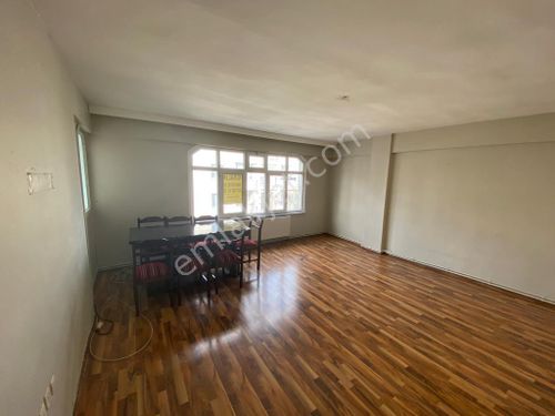  BAHÇELİEVLER DEVLET HASTANE YAKINI ARA KAT KİRALIK DAİRE