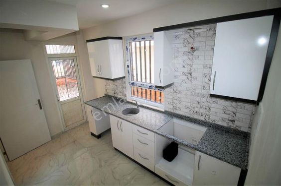 DAİREMİZ 1+1 Ayrı mutfaklı krediye açıktırm