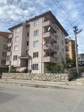 MK GAYRİMENKUL’DEN 2+1 ARA KAT AİLE BİNASI SATILIK DAİRE