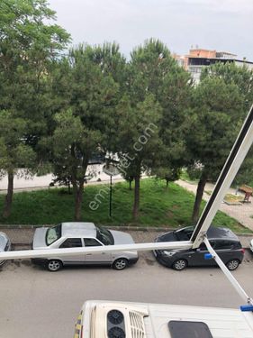  YEŞİLYURT HASAN TAHSİN ORTAOKULU KARŞISI  ARAKAT DAİRE