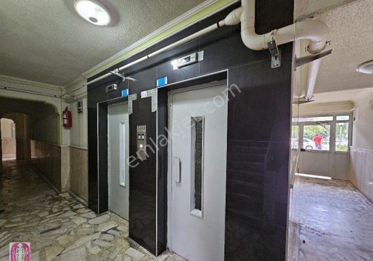 A K MUTLUDAN DOĞALGAZ KOMBİLİ 2+1 DAİRE 130 M2 ŞEHRİN MERKEZİNDE