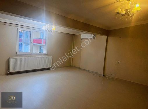 ARNAVUTKÖY'DE KİRALIK 2+1 DAİRE