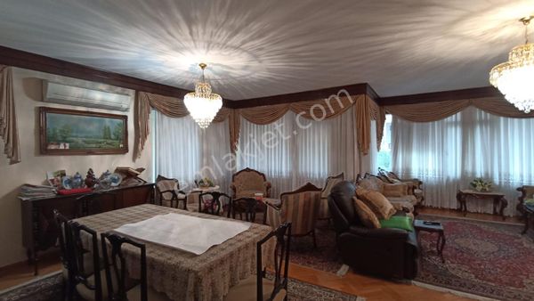  Selamiçeşme Bağdat Cadde Üstü 4+1 Satılık Daire