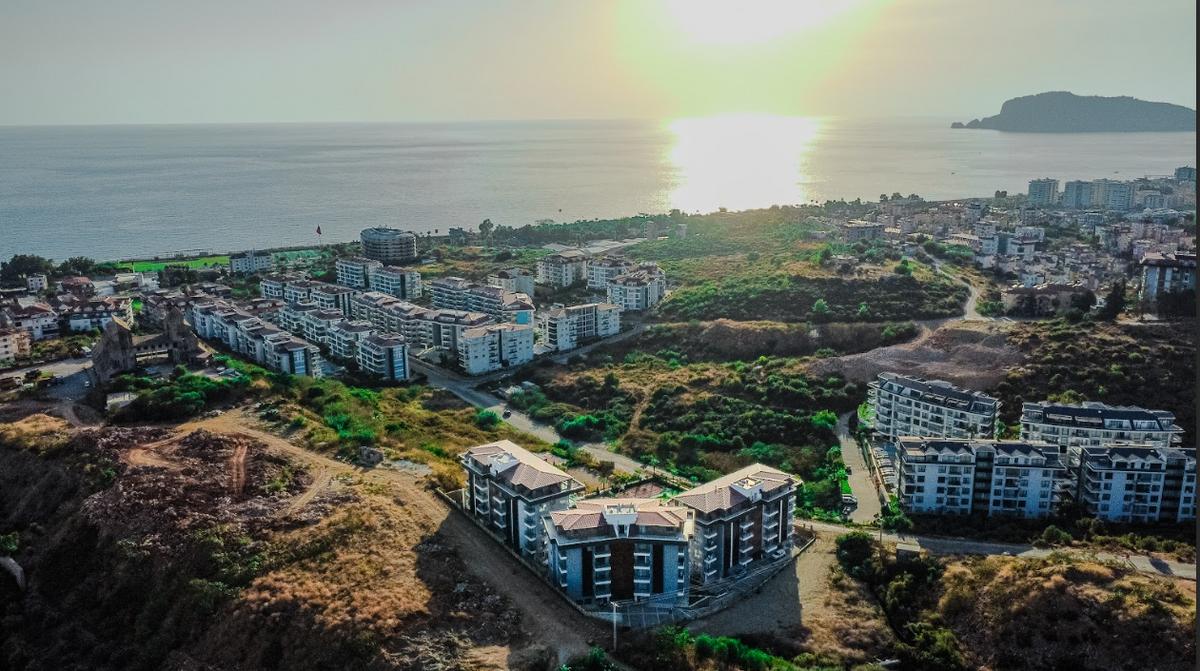Sea Pearl Sky - 4
