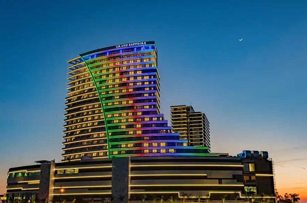 Grand Sapphire - 4