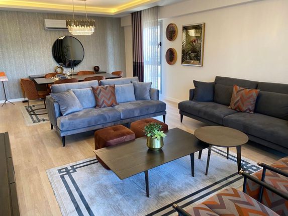 Mynar Life Residence