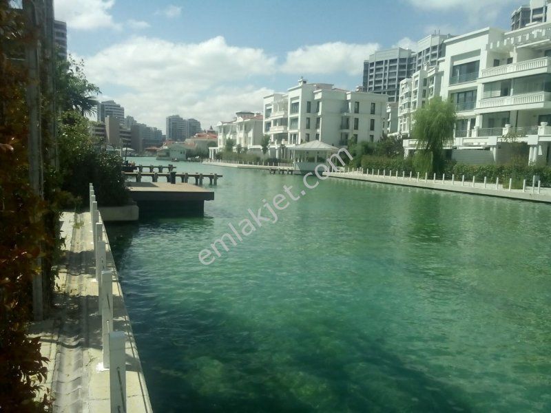 Emlakcidan Istanbul Kucukcekmece Atakent Mahallesi 4 1 Satilik Daire 2 200 000 Tl 7076483