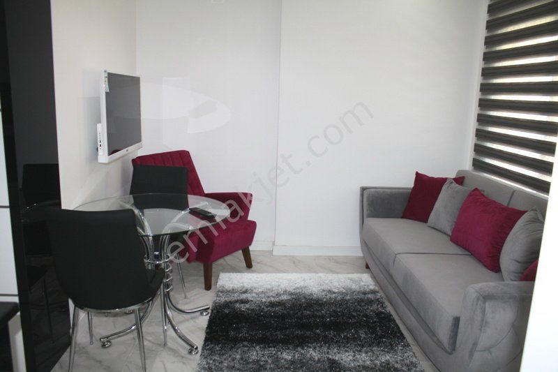 Ender Uysal Gayrimenkulden Foruma Yakın 1+1 Klimalı Asansörlü Arakat Apart...