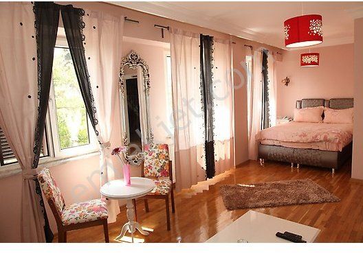Emlakçıdan İstanbul Beşiktaş Ortaköy Mahallesi Stüdyo Günlük Kiralık