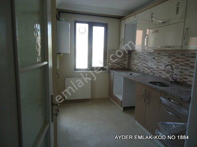 Emlakcidan Istanbul Bahcelievler Cumhuriyet Mahallesi 5 1 Satilik Daire 650 000 Tl 5287593