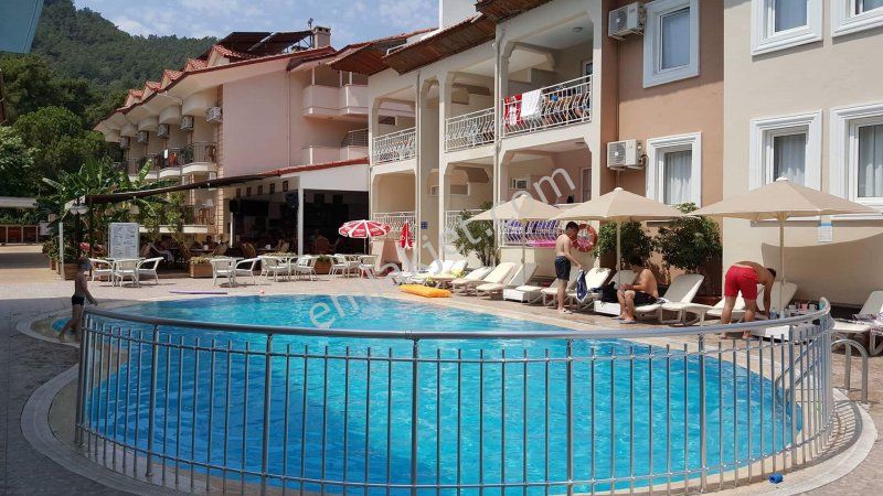 Emlakçıdan Muğla Marmaris İçmeler Mahallesi 1+1 Günlük Kiralık Daire