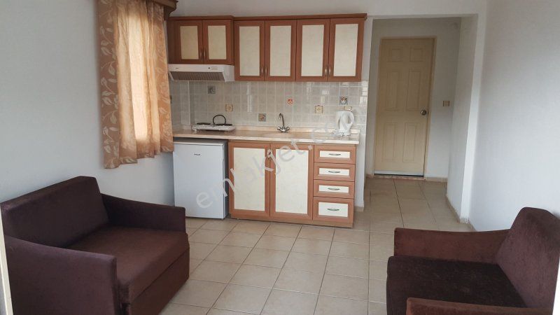 Emlakçıdan Muğla Marmaris İçmeler Mahallesi 1+1 Günlük Kiralık Daire