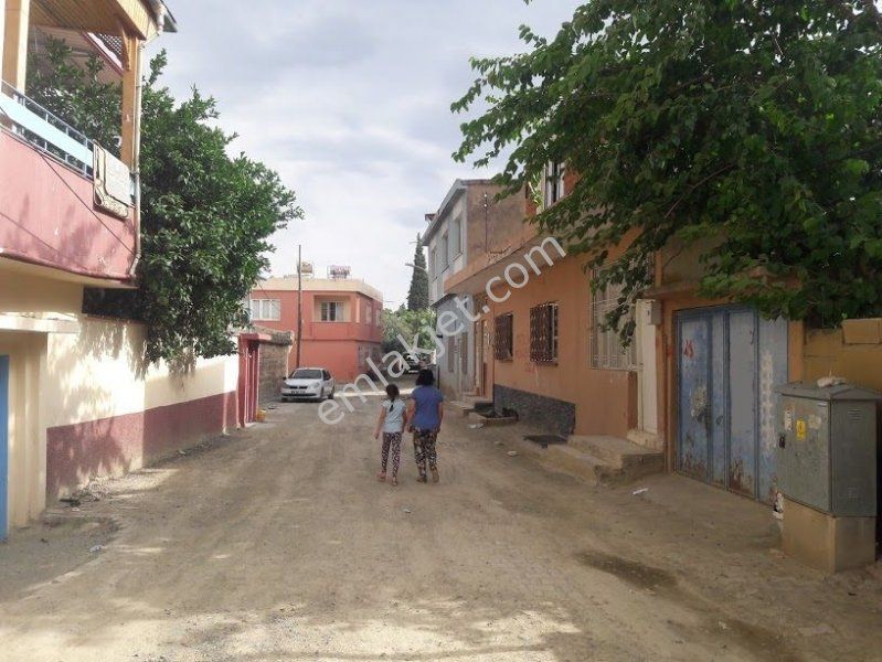 Emlakçıdan Gaziantep İslahiye Hürriyet Mahallesi 2+2 Satılık Daire 210