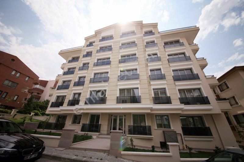 Emlakçıdan Ankara Çankaya Birlik Mahallesi 3+1 Kiralık Daire 5.850 TL