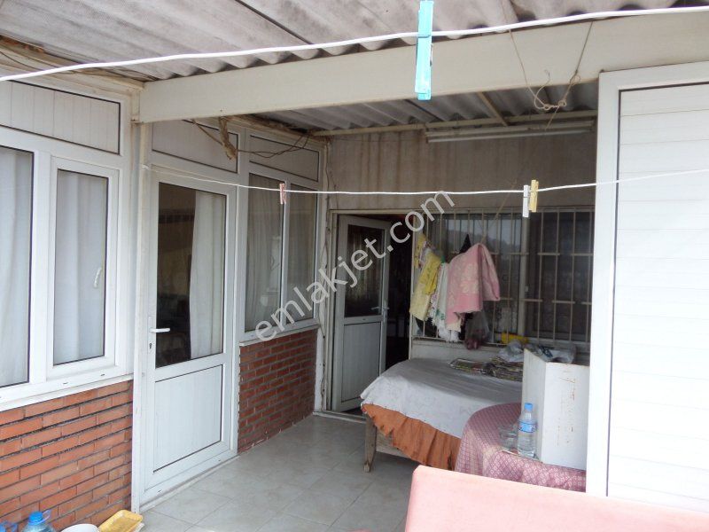 Emlakçıdan İzmir Çiğli Evka 2 Mahallesi 4+1 Satılık Daire 345.000 TL