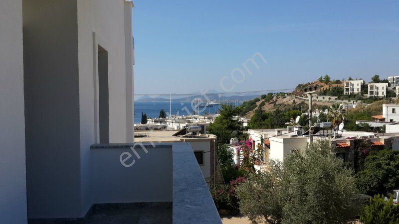 Emlakçıdan Muğla Bodrum Kumbahçe Mahallesi 2+1 Satılık Daire 2.650.000