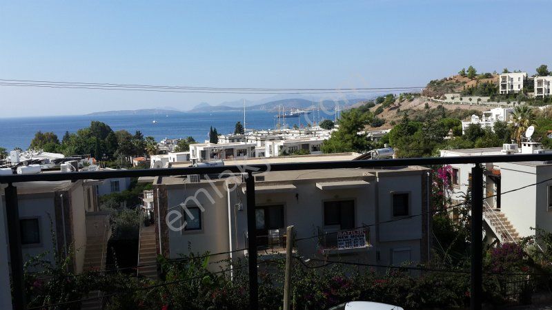 Emlakçıdan Muğla Bodrum Kumbahçe Mahallesi 2+1 Satılık Daire 2.650.000