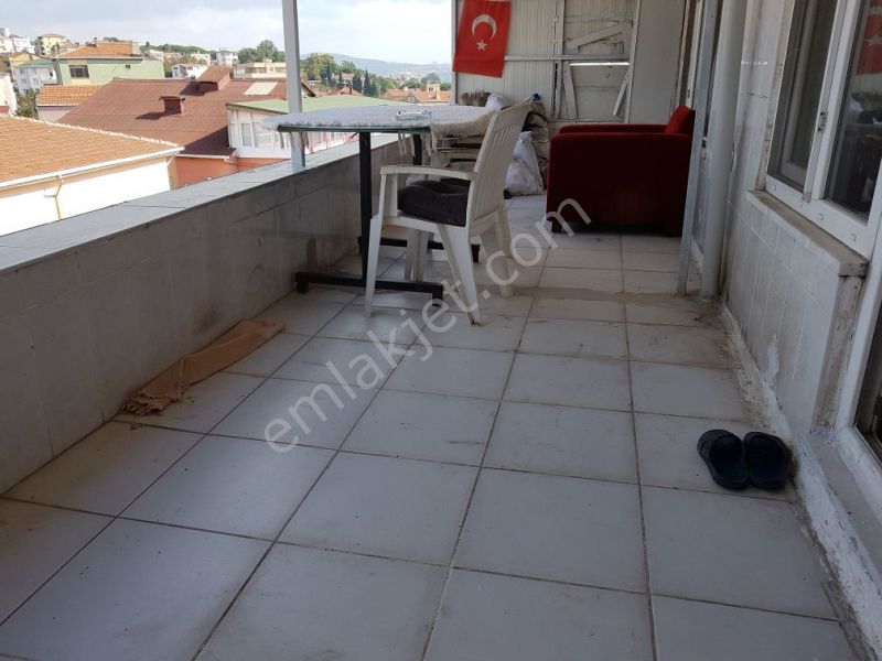 Emlakcidan Istanbul Sariyer Yenikoy Mahallesi 1 1 Kiralik Daire 1 700 Tl 6696615