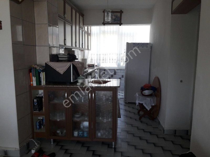 Emlakçıdan Yalova Armutlu Bayır Mahallesi 2+1 Günlük Kiralık Daire 250