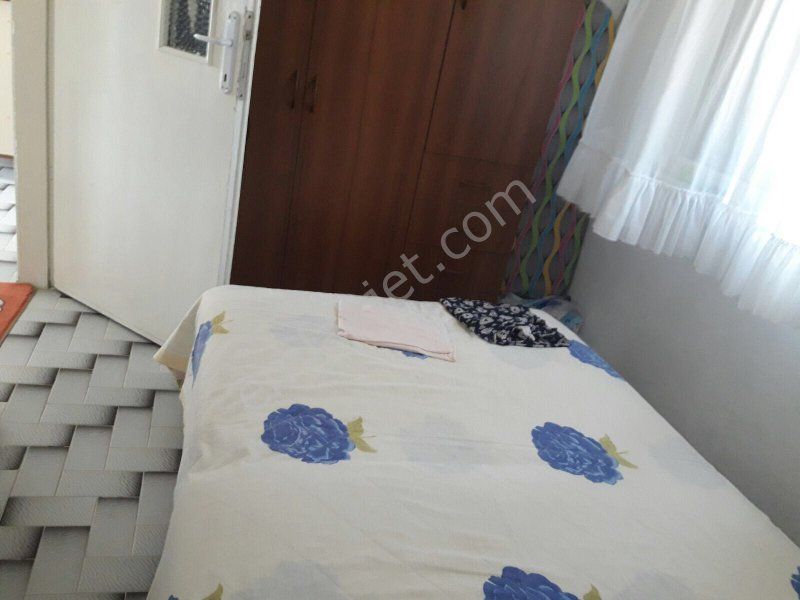 Emlakçıdan Yalova Armutlu Bayır Mahallesi 2+1 Günlük Kiralık Daire 250