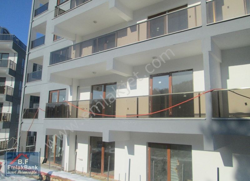 Emlakçıdan Bursa Mudanya Yeni Mahallesi 1+1 Satılık Daire 250.000 TL