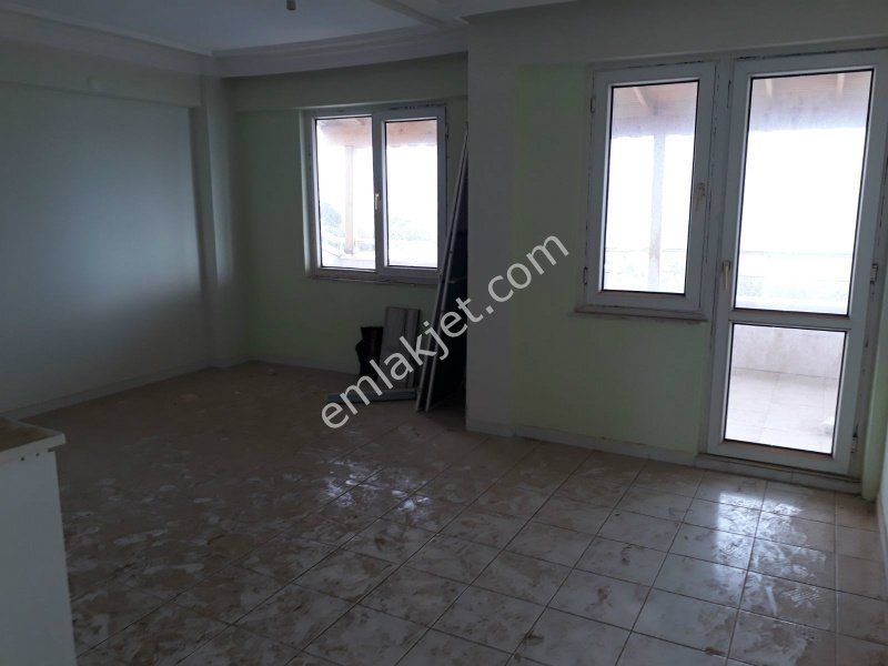 Emlakçıdan Balıkesir Ayvalık Küçükköy Mahallesi 6+2 Satılık Daire 700